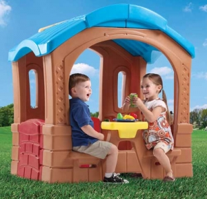 Play Up™ Picnic Cottage